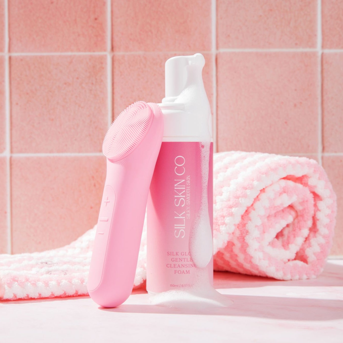 Silk Glow Gentle Cleansing Foam